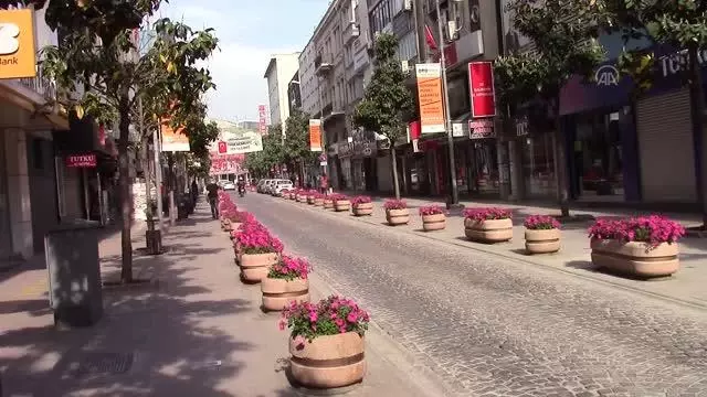 Yalova 'tam kapanma'nın altıncı gününü sakin geçiriyor Yalova 'tam kapanma'nın altıncı gününü sakin geçiriyor