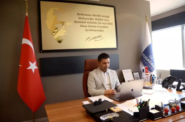 Başkan Günel, Kılıçdaroğlu'na belediye çalışmaları hakkında bilgi verdi Başkan Günel, Kılıçdaroğlu'na belediye çalışmaları hakkında bilgi verdi
