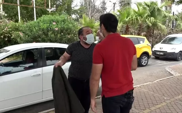 Belgesiz yakalandı, 'Ceza kesemezsiniz' deyip polisi çileden çıkardı Belgesiz yakalandı, 'Ceza kesemezsiniz' deyip polisi çileden çıkardı