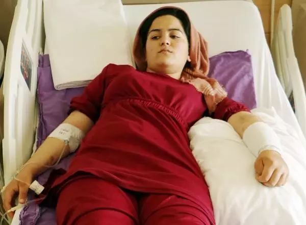 Son dakika haber: BOMBA GİBİ PATLAYAN DÜDÜKLÜ TENCERE HASTANELİK ETTİ Son dakika haber: BOMBA GİBİ PATLAYAN DÜDÜKLÜ TENCERE HASTANELİK ETTİ