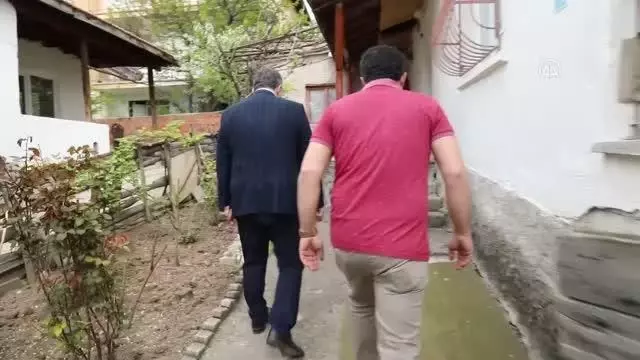 Çubuk'ta bedensel engelli gencin tekerlekli sandalye isteği yerine getirildi Çubuk'ta bedensel engelli gencin tekerlekli sandalye isteği yerine getirildi