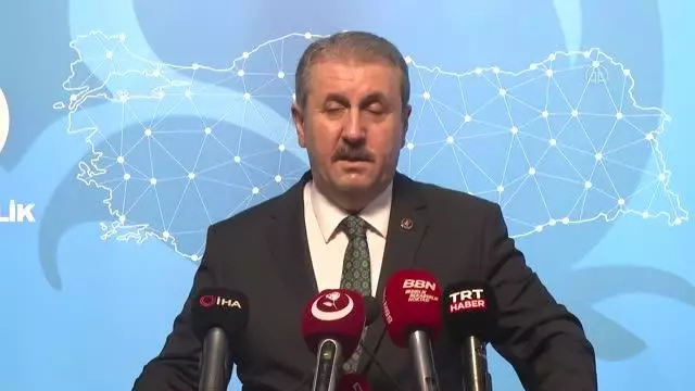 Destici, CHP'li Erdoğdu'nun Cumhurbaşkanı Erdoğan'a yönelik sözlerine tepki gösterdi Destici, CHP'li Erdoğdu'nun Cumhurbaşkanı Erdoğan'a yönelik sözlerine tepki gösterdi