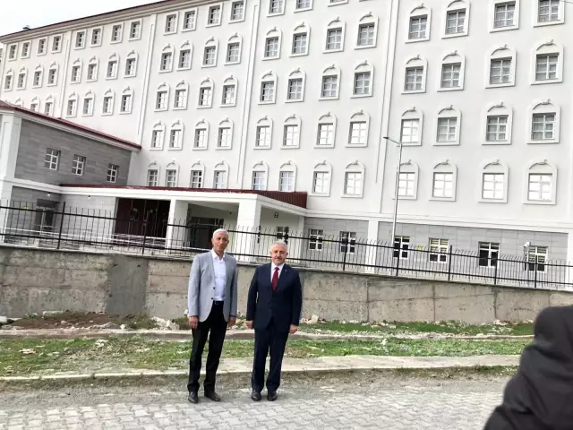 Son dakika haber: Ermeniler tarafından şehit edilen şairin adı yurda verildi Son dakika haber: Ermeniler tarafından şehit edilen şairin adı yurda verildi