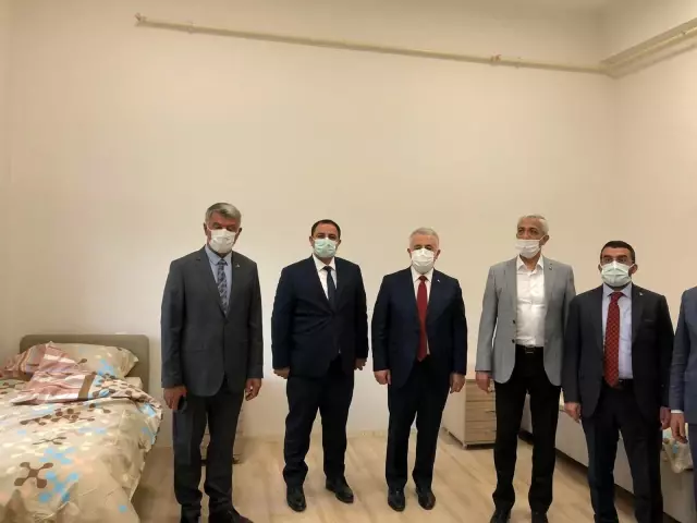 Son dakika haber: Ermeniler tarafından şehit edilen şairin adı yurda verildi Son dakika haber: Ermeniler tarafından şehit edilen şairin adı yurda verildi