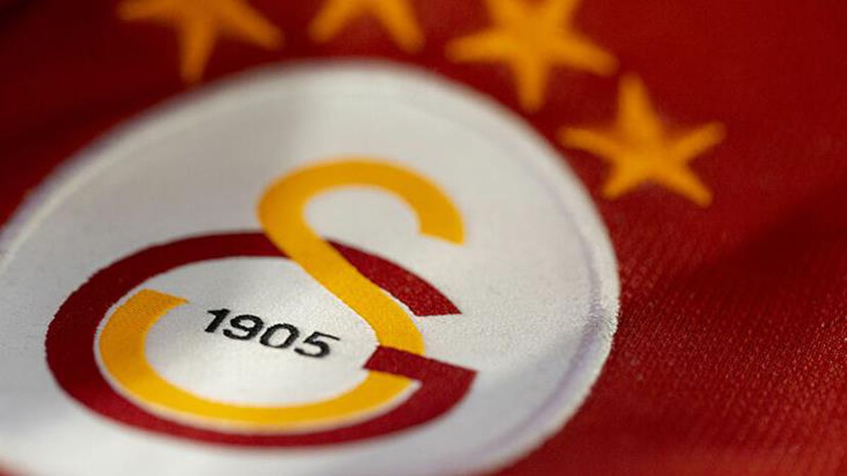 Galatasaray'da iptal edilen başkanlık seçiminin ardından Mahmut Recevik ile Emre Erdoğan istifa etti