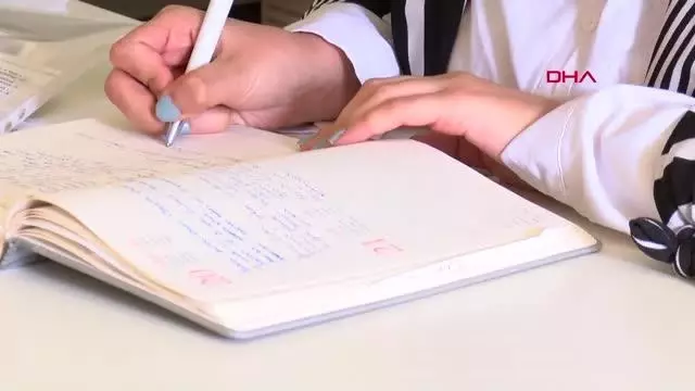 Gençlik Komitesi'yle lösemili çocuklara umut oluyorlar Gençlik Komitesi'yle lösemili çocuklara umut oluyorlar
