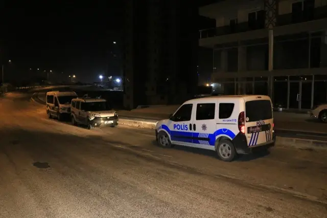 Hırsızlık şüphelisi iki kardeş bıçaklandı Hırsızlık şüphelisi iki kardeş bıçaklandı