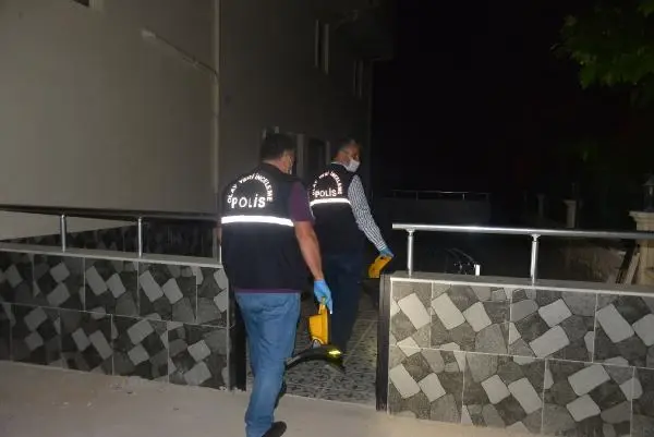 Hırsızlık şüphelisi iki kardeş, bıçaklı saldırıda yaralandı Hırsızlık şüphelisi iki kardeş, bıçaklı saldırıda yaralandı
