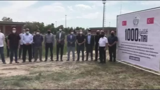 İHH Bursa Şubesi Suriye'deki kamplara 14 tır yardım gönderdi