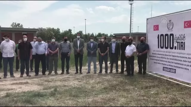 İHH Bursa Şubesi Suriye'deki kamplara 14 tır yardım gönderdi