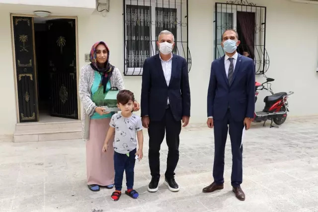 İşitme cihazının pili biten minik Aras'a Gönül Bağı ekibi yetişti İşitme cihazının pili biten minik Aras'a Gönül Bağı ekibi yetişti