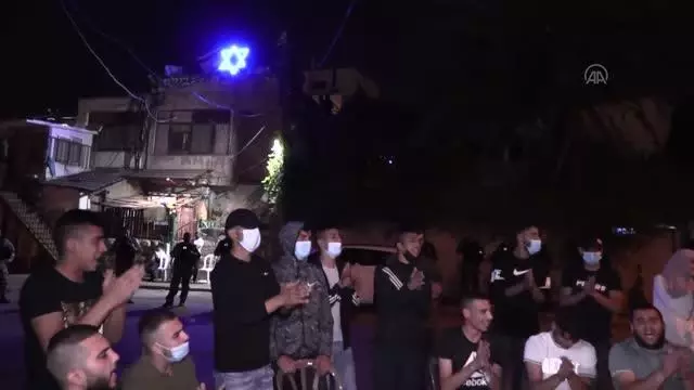 İsrail polisinden Filistinli gence 'George Floyd' olayını hatırlatan gözaltı İsrail polisinden Filistinli gence 'George Floyd' olayını hatırlatan gözaltı
