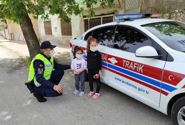 Son dakika haberi... Jandarma Trafik'ten yoğun etkinlik Son dakika haberi... Jandarma Trafik'ten yoğun etkinlik