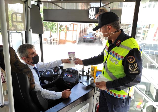 Son dakika haberi... Jandarma Trafik'ten yoğun etkinlik Son dakika haberi... Jandarma Trafik'ten yoğun etkinlik