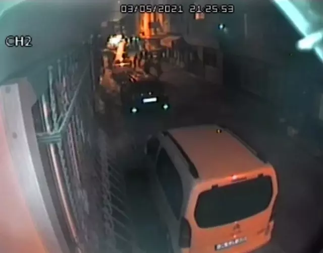 Kağıthane'de pompalıyla başından vurulan genç hayatını kaybetti Kağıthane'de pompalıyla başından vurulan genç hayatını kaybetti