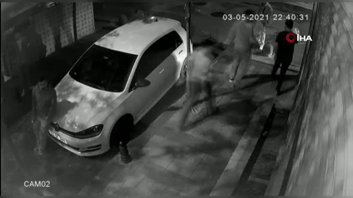 Son dakika haberi... Kağıthane'de pompalıyla başından vurulan genç hayatını kaybetti