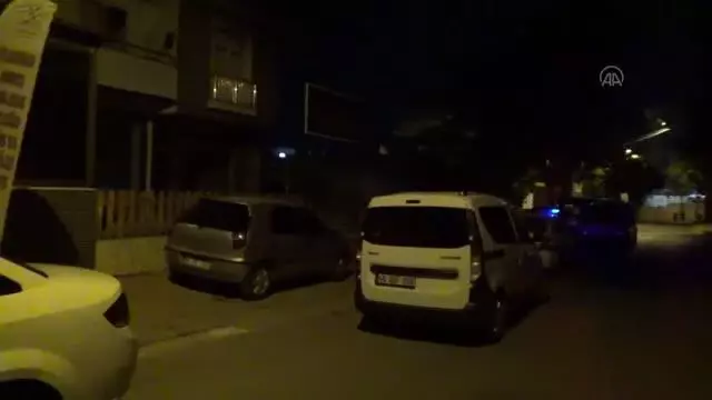 KAHRAMANMARAŞ - Aranan şahıs 'tam kapanmayı' ihlal edince yakalandı KAHRAMANMARAŞ - Aranan şahıs 'tam kapanmayı' ihlal edince yakalandı