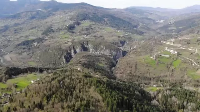KASTAMONU - 'Saklı cennet' Şenpazar doğa içinde izolasyon imkanı sunuyor KASTAMONU - 'Saklı cennet' Şenpazar doğa içinde izolasyon imkanı sunuyor