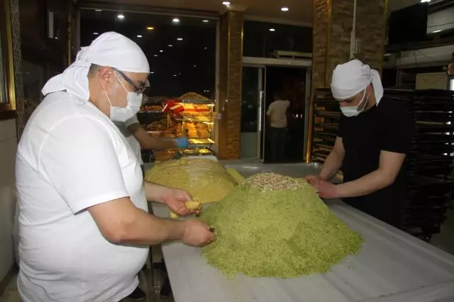 Kilis'te gerebiç tatlısı mesaisi Kilis'te gerebiç tatlısı mesaisi