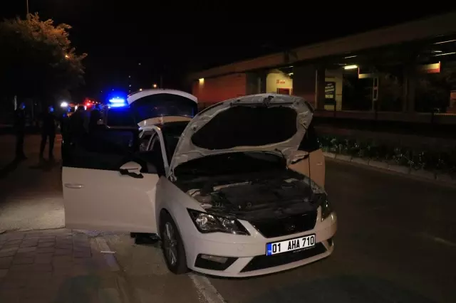 Kovalamaca sonucu yakalandı, otomobildeki maske kutusundan uyuşturucu çıktı: Kameramana böyle tekme savurdu Kovalamaca sonucu yakalandı, otomobildeki maske kutusundan uyuşturucu çıktı: Kameramana böyle tekme savurdu