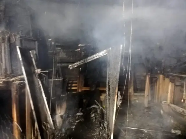 Son dakika haberi... Kümes yangınında tavuk ve civcivler telef oldu Son dakika haberi... Kümes yangınında tavuk ve civcivler telef oldu