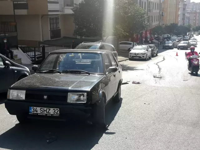 Maltepe'de otomobil ile motosiklet çarpıştı: 1 ağır yaralı Maltepe'de otomobil ile motosiklet çarpıştı: 1 ağır yaralı