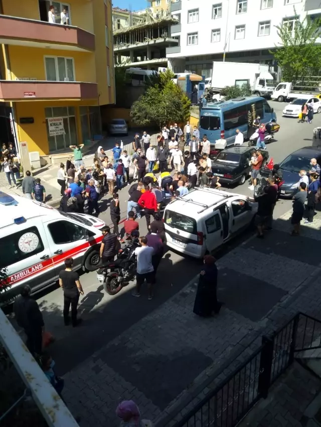 Maltepe'de otomobil ile motosiklet çarpıştı: 1 ağır yaralı Maltepe'de otomobil ile motosiklet çarpıştı: 1 ağır yaralı