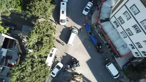 MALTEPE'DE TAM KAPANMADA DENETİMLER HAVADAN GÖRÜNTÜLENDİ MALTEPE'DE TAM KAPANMADA DENETİMLER HAVADAN GÖRÜNTÜLENDİ