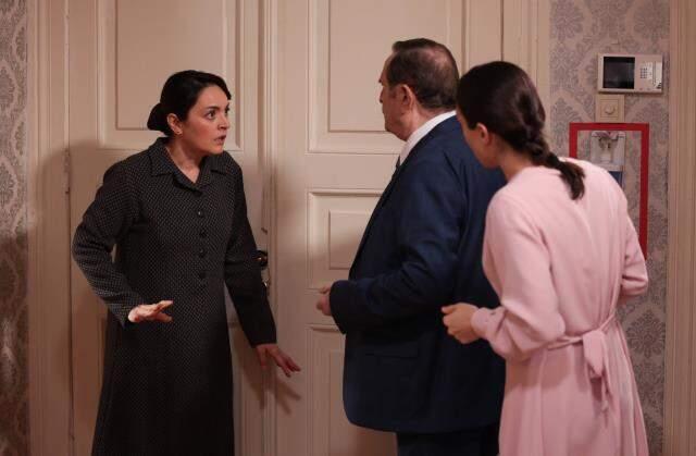 Masumlar Apartmanı'nda gerçekler ortaya çıkıyor! Safiye, Naci'nin kazan dairesinde tutulduğunu anladı Masumlar Apartmanı'nda gerçekler ortaya çıkıyor! Safiye, Naci'nin kazan dairesinde tutulduğunu anladı