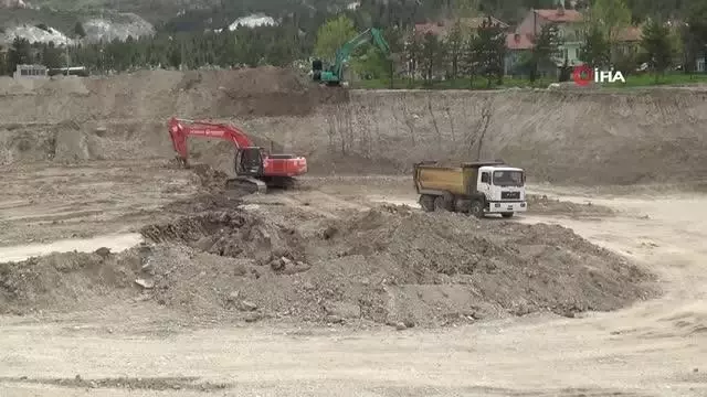 Millet Bahçesi'nin yapımı, 'Tam kapanma' sürecinde de hız kesmeden devam ediyor Millet Bahçesi'nin yapımı, 'Tam kapanma' sürecinde de hız kesmeden devam ediyor