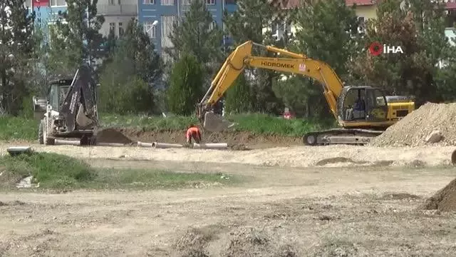 Millet Bahçesi'nin yapımı, 'Tam kapanma' sürecinde de hız kesmeden devam ediyor Millet Bahçesi'nin yapımı, 'Tam kapanma' sürecinde de hız kesmeden devam ediyor