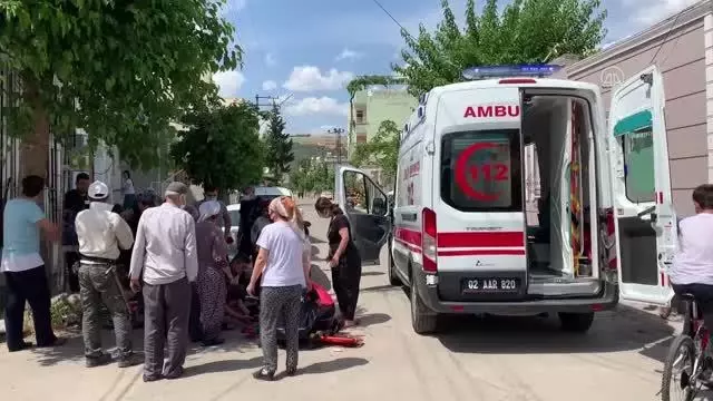 Motosiklet ile bisiklet çarpıştı: 2 yaralı Motosiklet ile bisiklet çarpıştı: 2 yaralı