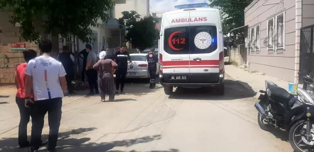 Adıyaman'da motosiklet ile bisiklet çarpıştı: 2 yaralı Adıyaman'da motosiklet ile bisiklet çarpıştı: 2 yaralı