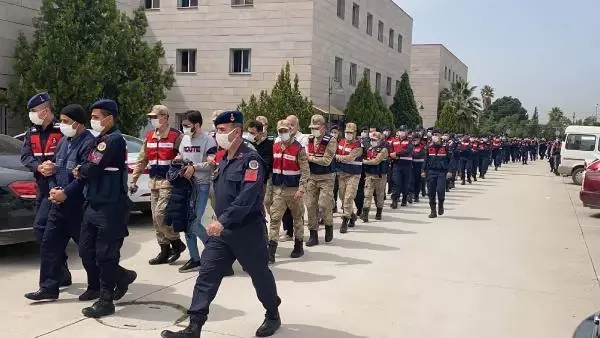 OSMANİYE'DE DEAŞ OPERASYONUNDA 6 TUTUKLAMA OSMANİYE'DE DEAŞ OPERASYONUNDA 6 TUTUKLAMA