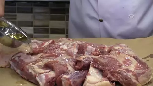 RAHMET VE BEREKET AYI RAMAZAN - Malatya'nın tescilli lezzeti 'kağıt kebabı' iftar sofralarını süslüyor RAHMET VE BEREKET AYI RAMAZAN - Malatya'nın tescilli lezzeti 'kağıt kebabı' iftar sofralarını süslüyor