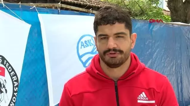Milli güreşçi Taha Akgül: İkinci olimpiyat şampiyonluğumu anneme hediye etmek istiyorum Milli güreşçi Taha Akgül: İkinci olimpiyat şampiyonluğumu anneme hediye etmek istiyorum