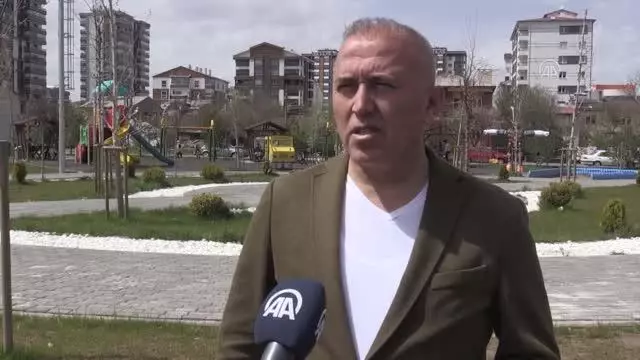 'Tam kapanma' sürecinde ailelere farklı etkinliklerle dijital bağımlılıktan korunma önerisi 'Tam kapanma' sürecinde ailelere farklı etkinliklerle dijital bağımlılıktan korunma önerisi
