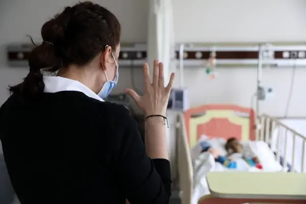 TAMER BEBEK İÇİN SINIR ÖTESİ KARACİĞER OPERASYONU TAMER BEBEK İÇİN SINIR ÖTESİ KARACİĞER OPERASYONU