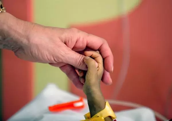 TAMER BEBEK İÇİN SINIR ÖTESİ KARACİĞER OPERASYONU TAMER BEBEK İÇİN SINIR ÖTESİ KARACİĞER OPERASYONU