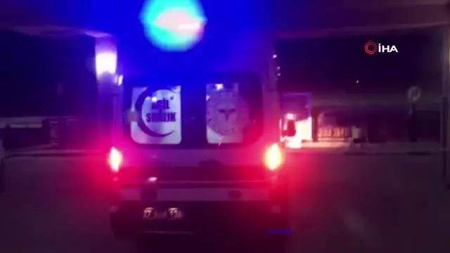 Son dakika haberi | Tarım işçilerini taşıyan minibüs kaza yaptı: 16 yaralı Son dakika haberi | Tarım işçilerini taşıyan minibüs kaza yaptı: 16 yaralı