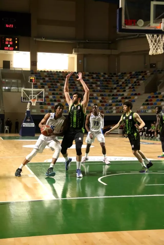 TBL: Kocaeli BŞB Kağıtspor: 75 Manisa Büyükşehir Belediye Spor: 68 TBL: Kocaeli BŞB Kağıtspor: 75 Manisa Büyükşehir Belediye Spor: 68