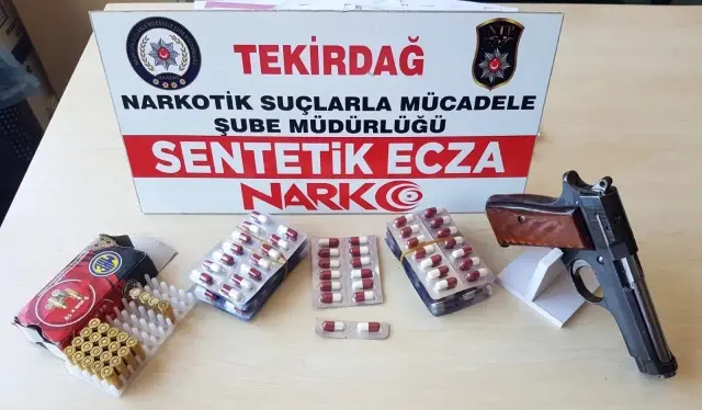 Son dakika haberi: Tekirdağ'da uyuşturucu operasyonu: 5 gözaltı Son dakika haberi: Tekirdağ'da uyuşturucu operasyonu: 5 gözaltı