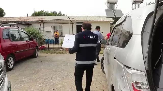 TİKA, KKTC'de 2 bin hijyen paketi dağıttı TİKA, KKTC'de 2 bin hijyen paketi dağıttı
