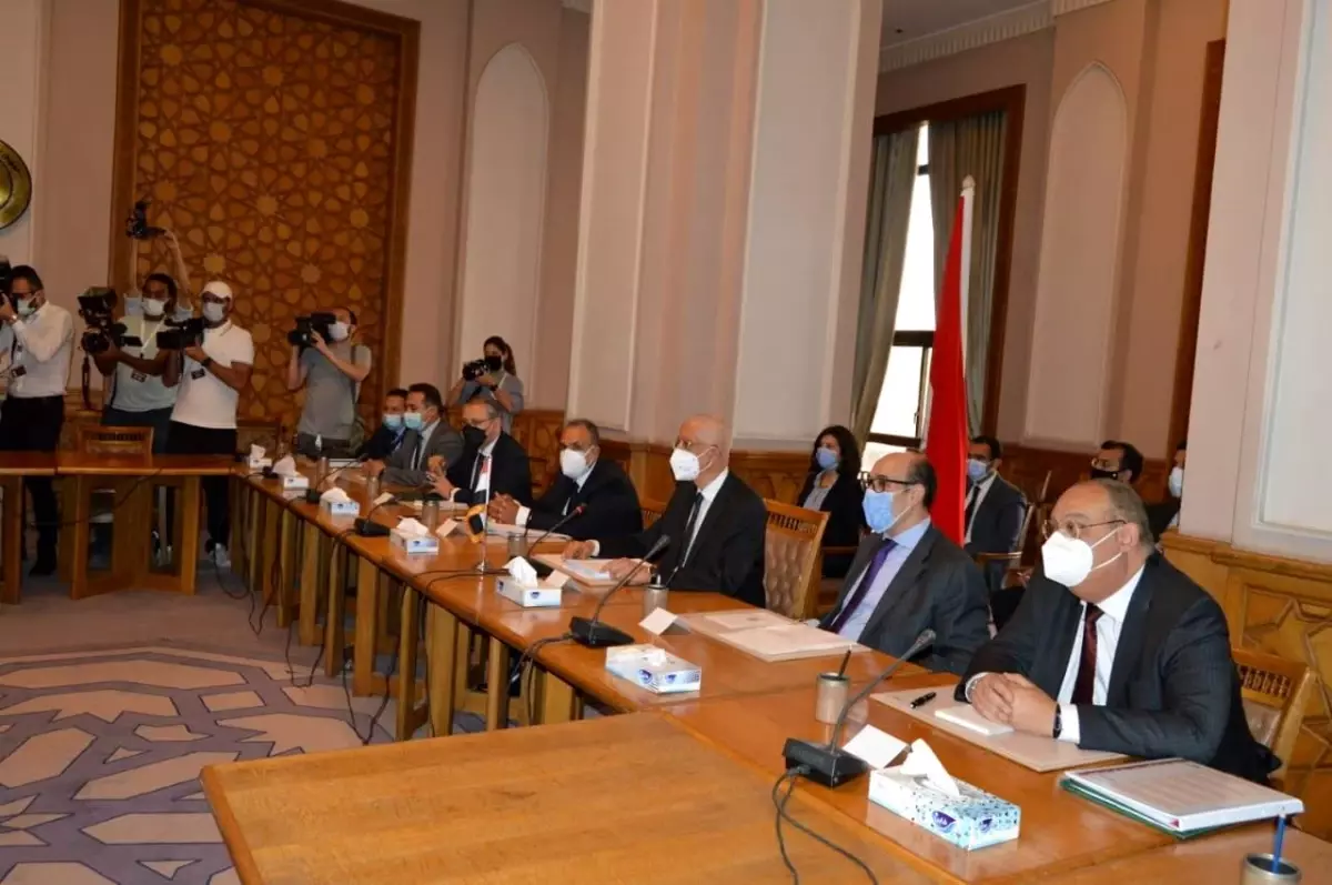 turk ve misir heyetleri arasindaki