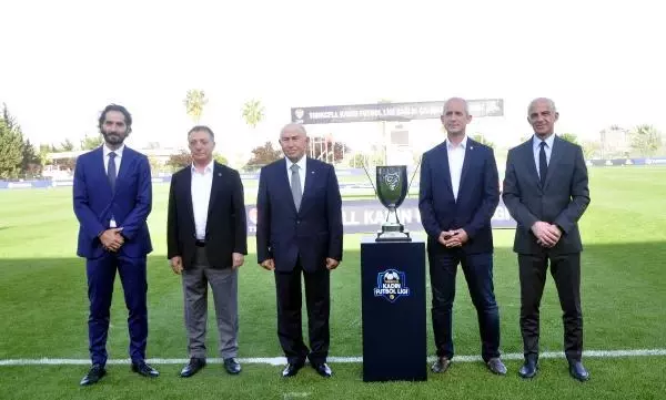 SPOR Turkcell Kadınlar Futbol Ligi'nde şampiyon Beşiktaş SPOR Turkcell Kadınlar Futbol Ligi'nde şampiyon Beşiktaş