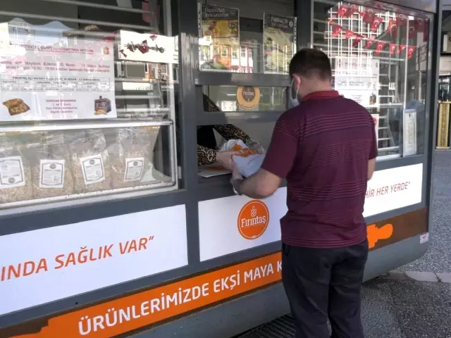 Türkiye'nin en ucuz pidesi Balıkesirlilerin sofrasında Türkiye'nin en ucuz pidesi Balıkesirlilerin sofrasında