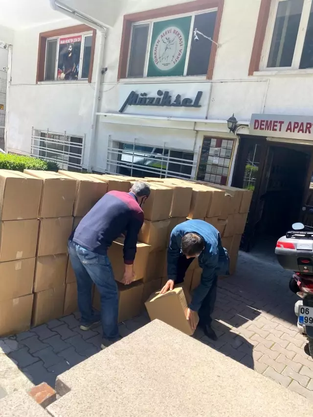 Türkmen Alevi Bektaşi Vakfı yardımlarına devam ediyor Türkmen Alevi Bektaşi Vakfı yardımlarına devam ediyor