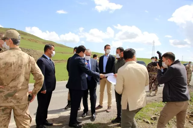 Vali Gündüzöz Varto'da bir dizi incelemelerde bulundu Vali Gündüzöz Varto'da bir dizi incelemelerde bulundu
