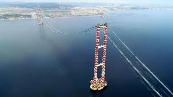 1915 Çanakkale Köprüsü'nde ana halatlar tamamlanıyor 1915 Çanakkale Köprüsü'nde ana halatlar tamamlanıyor