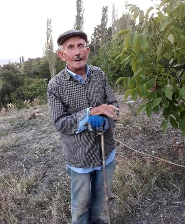 Amasya'da 3 gündür kayıp olan 72 yaşındaki adam aranıyor Amasya'da 3 gündür kayıp olan 72 yaşındaki adam aranıyor